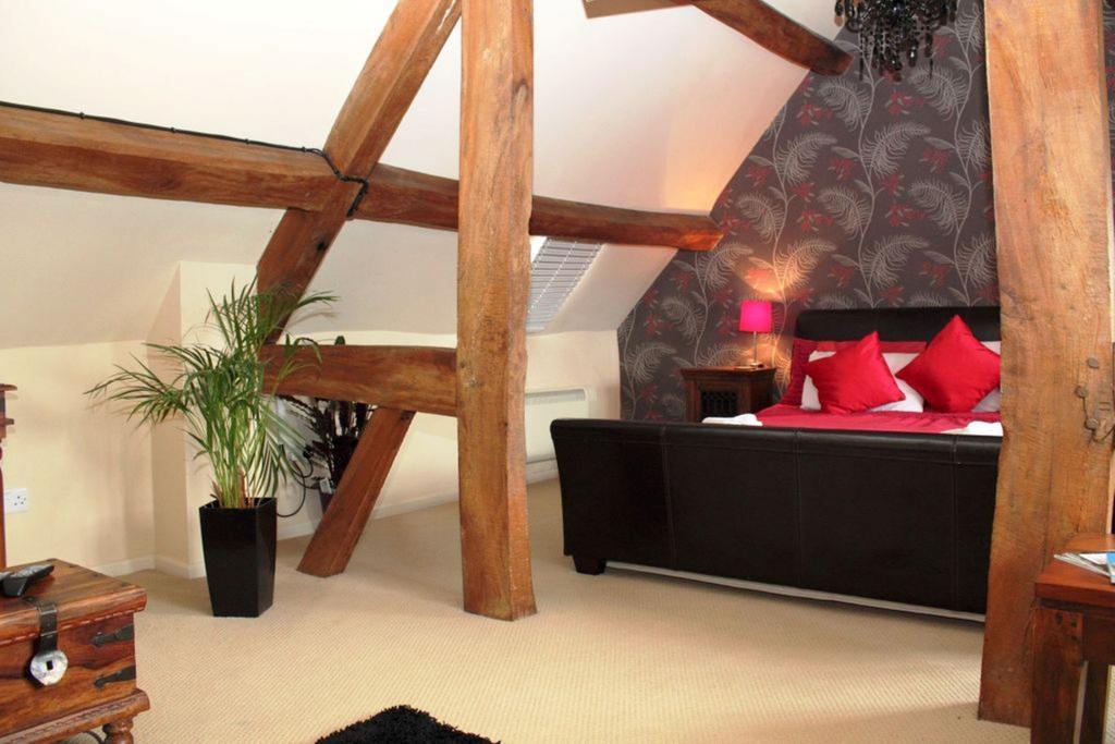 The Halford Hotel Halford  Room photo
